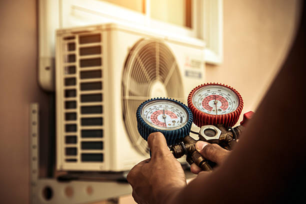 Professional Hvac Installation technician working in Chester, VA